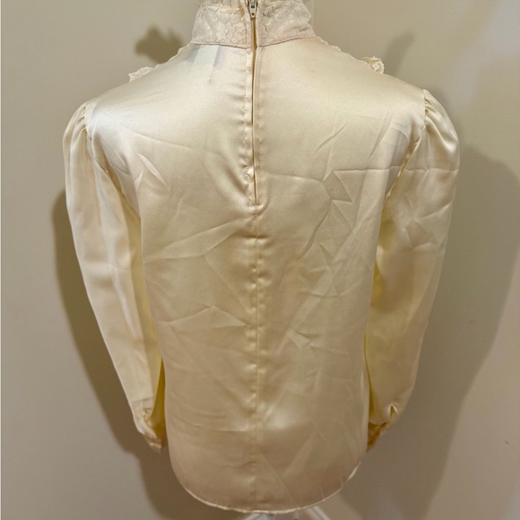 Vintage 80s Satin Lace-Trimmed Women's Blouse - Picture 6 of 10